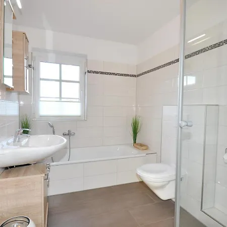 Doppelhaushaelfte Sandvik Holiday home *